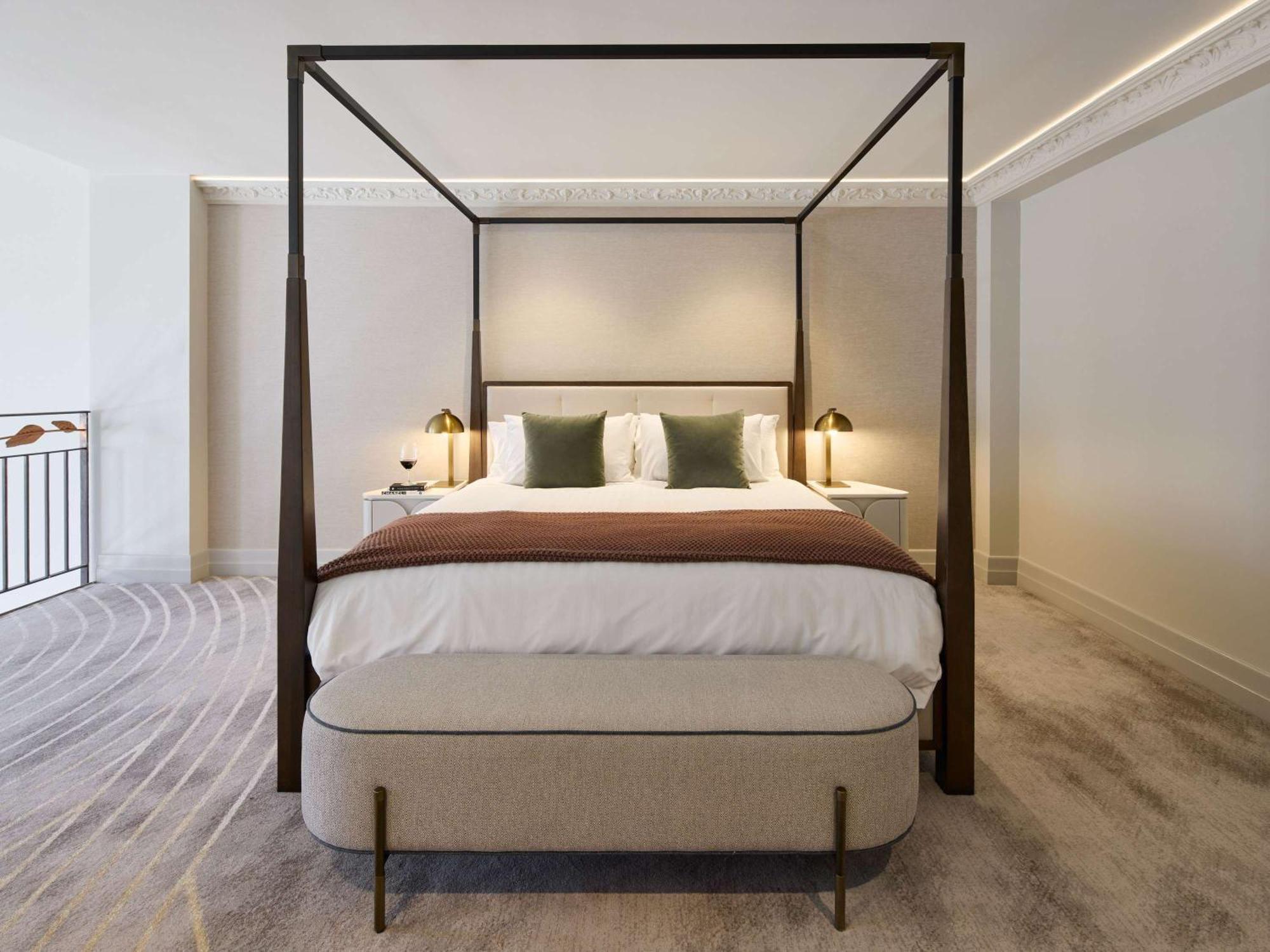 The Playford Adelaide - Mgallery Εξωτερικό φωτογραφία A four-poster bed
