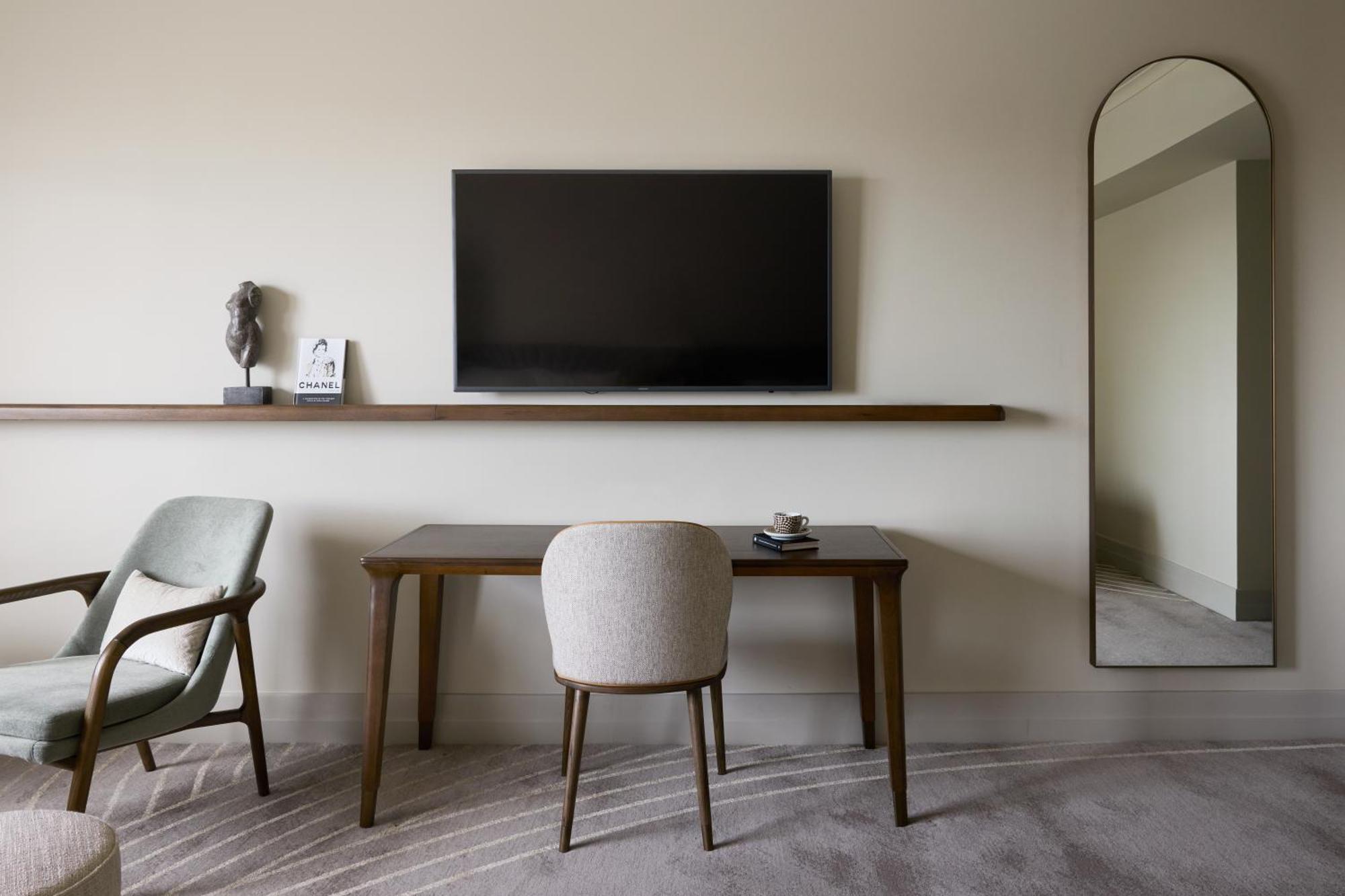 The Playford Adelaide - Mgallery Εξωτερικό φωτογραφία A television mounted on a wall